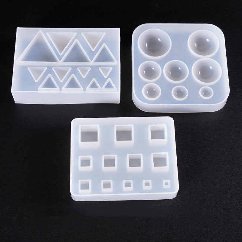 Cute beads Cube triangle Silic - Resin Art Cube ulasan dan harga